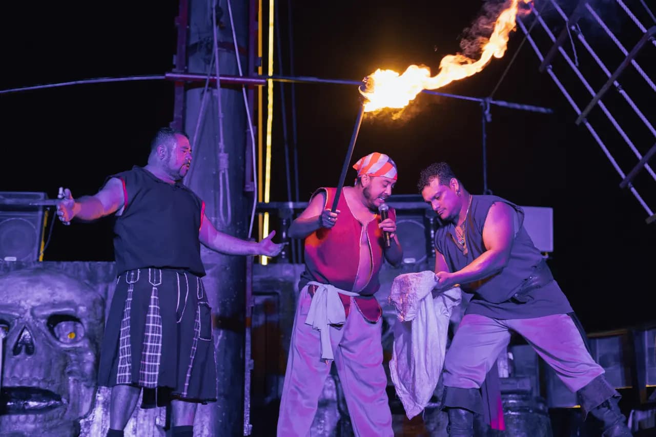 Piratas de la Bahía: galleon, dinner and fireworks at sunset — 4