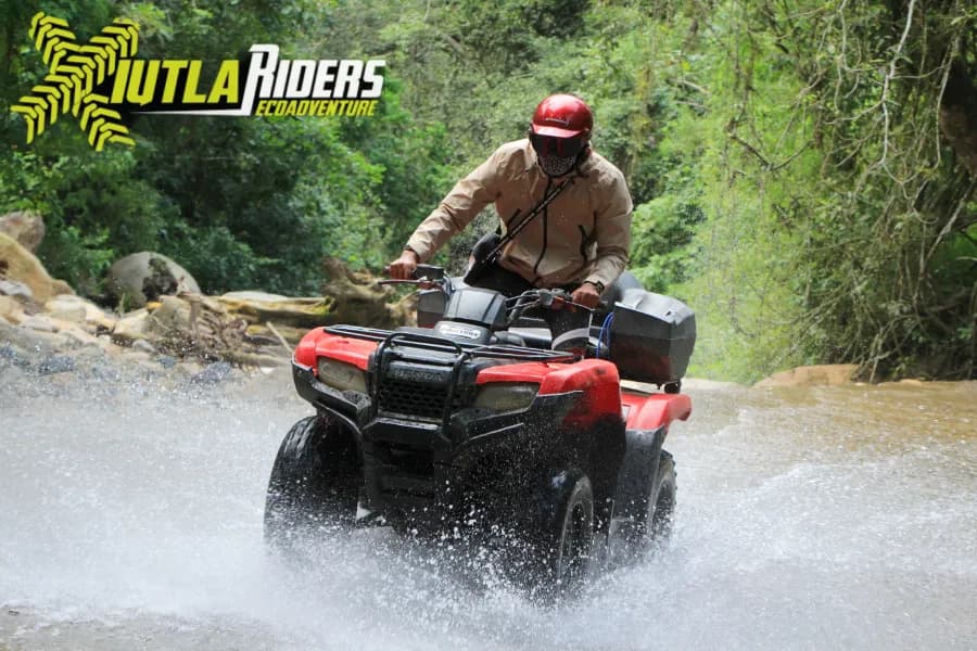 Tour Privado en Cuatrimoto por la Sierra Madre con Cata de Tequila