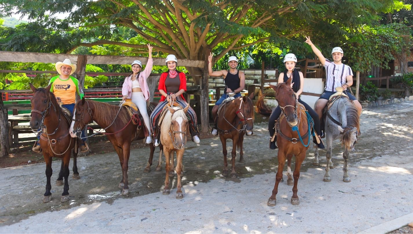 River Park: Tour a Caballo por la Sierra Madre y Jorullo Bridge — 3