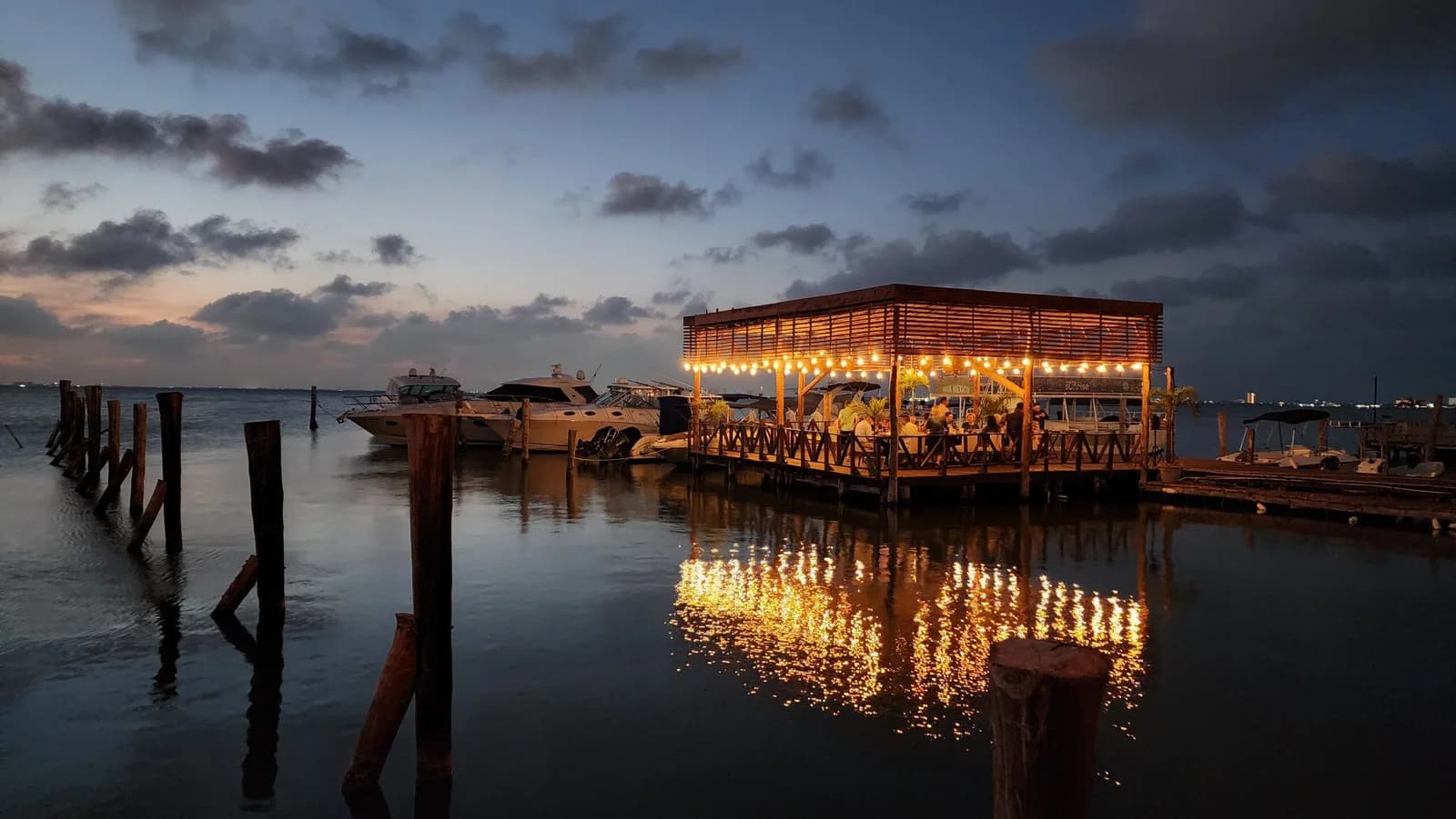 Crab House Cancún — 5
