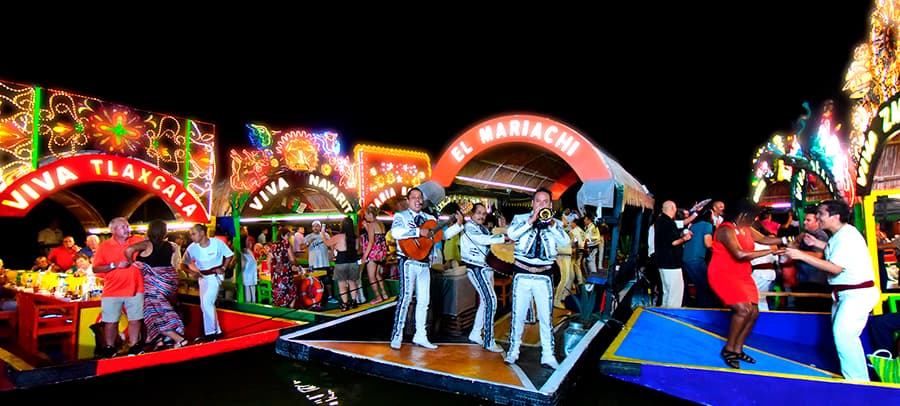 Xoximilco: Fiesta mexicana en Cancún — 5