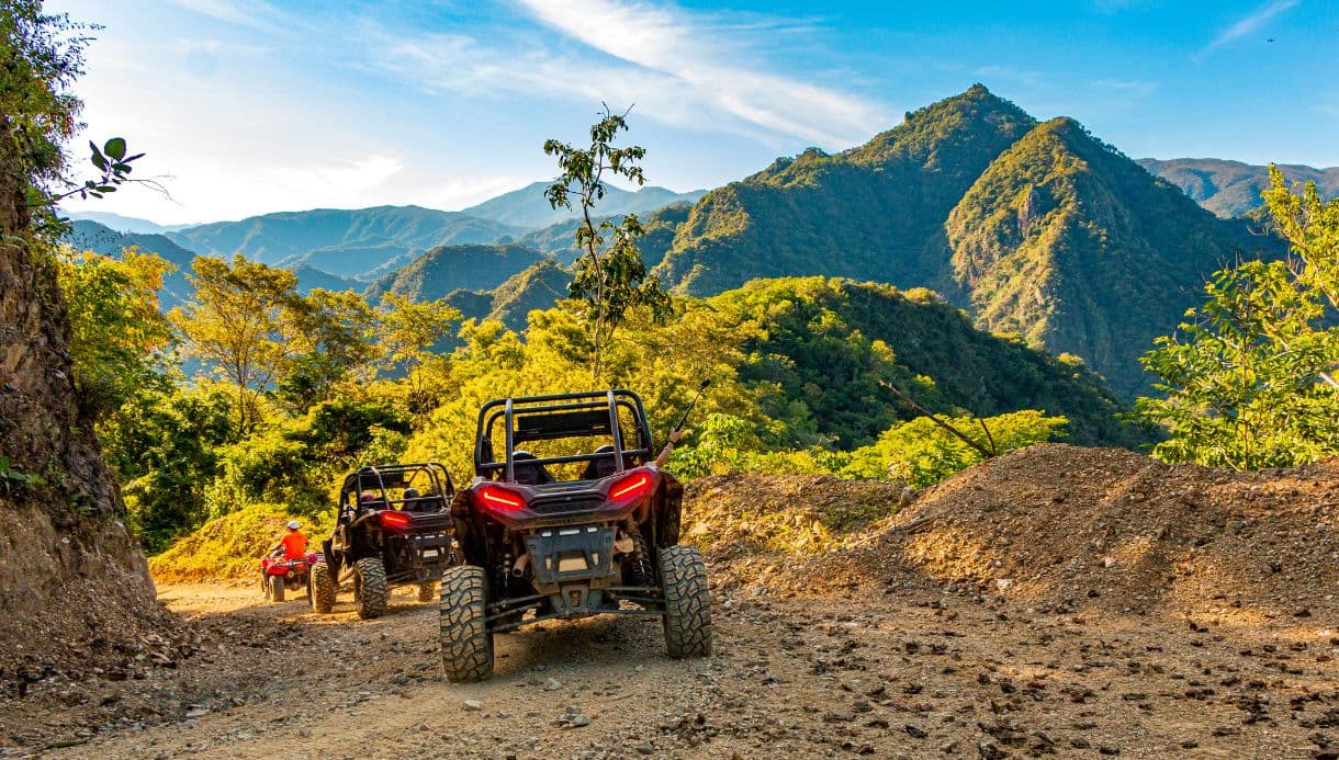 River Park: RZR, Jorullo Bridge y Sierra Madre — 3