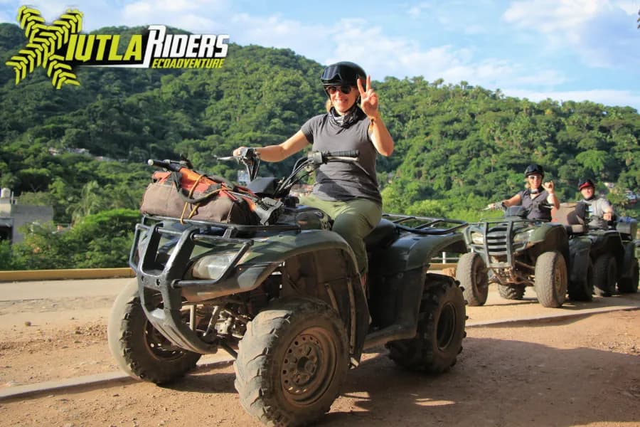 Tour Privado en Cuatrimoto por la Sierra Madre con Cata de Tequila — 3